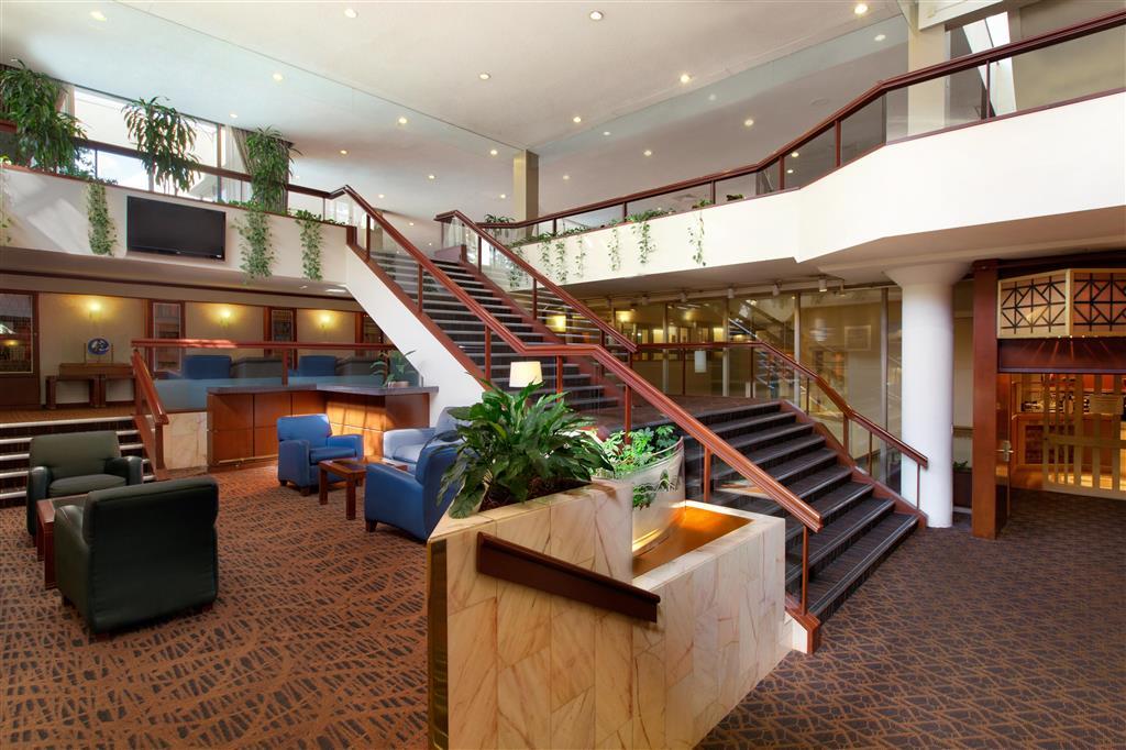 Coast Plaza Hotel And Suites 밴쿠버 내부 사진
